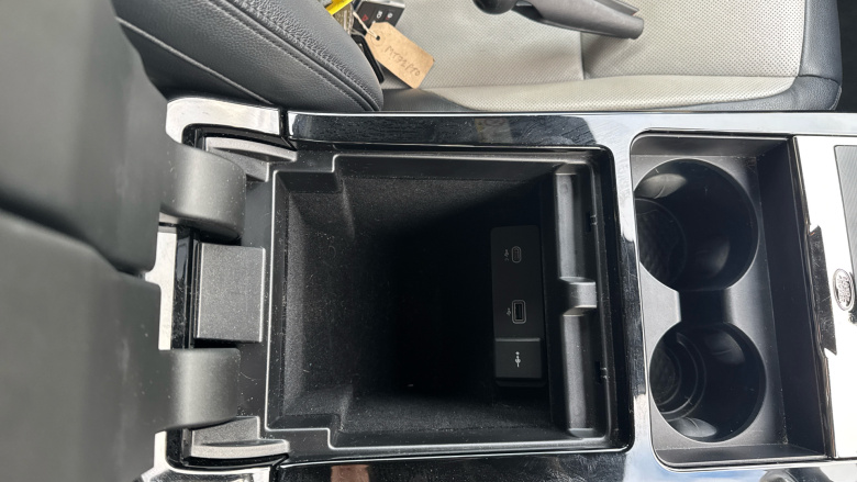 Land Rover Range Rover Evoque 1.5 P300e R-Dynamic S 5dr Auto Hatchback